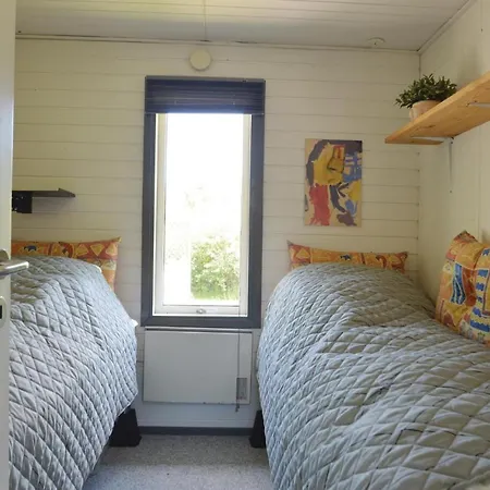 Semesterbostad Beautiful In W/ 2 Bedrooms Farsø